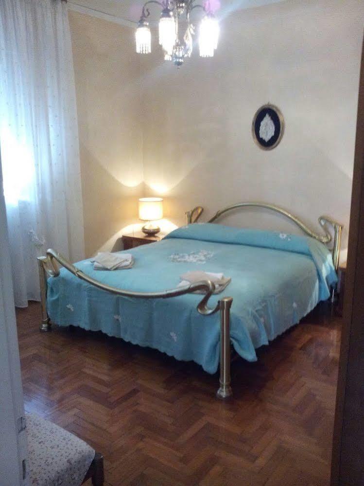 Casa Emanuela Bed and Breakfast Piazzola sul Brenta Exteriör bild
